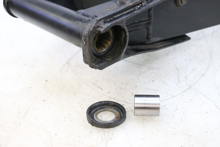 photo de wahacz tylnego zawieszenia SUZUKI GSXR GSX-R 1000 (2003 - 2004) - Szczegół części