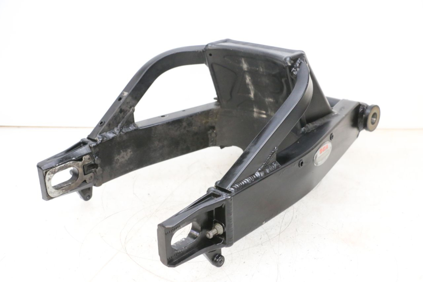 photo de wahacz tylnego zawieszenia SUZUKI GSXR GSX-R 1000 (2003 - 2004) - Widok z bliska