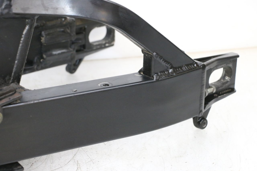 photo de wahacz tylnego zawieszenia SUZUKI GSXR GSX-R 1000 (2003 - 2004) - Zoom jakości