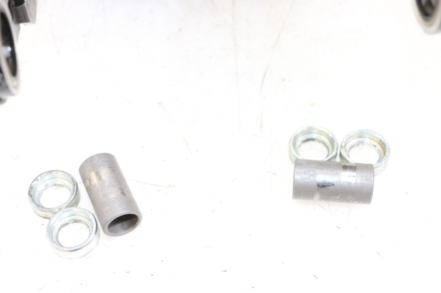 photo de wahacz tylnego zawieszenia HUSQVARNA SVARTPILEN 401 (2018 - 2023) - Zbliżenie techniczne