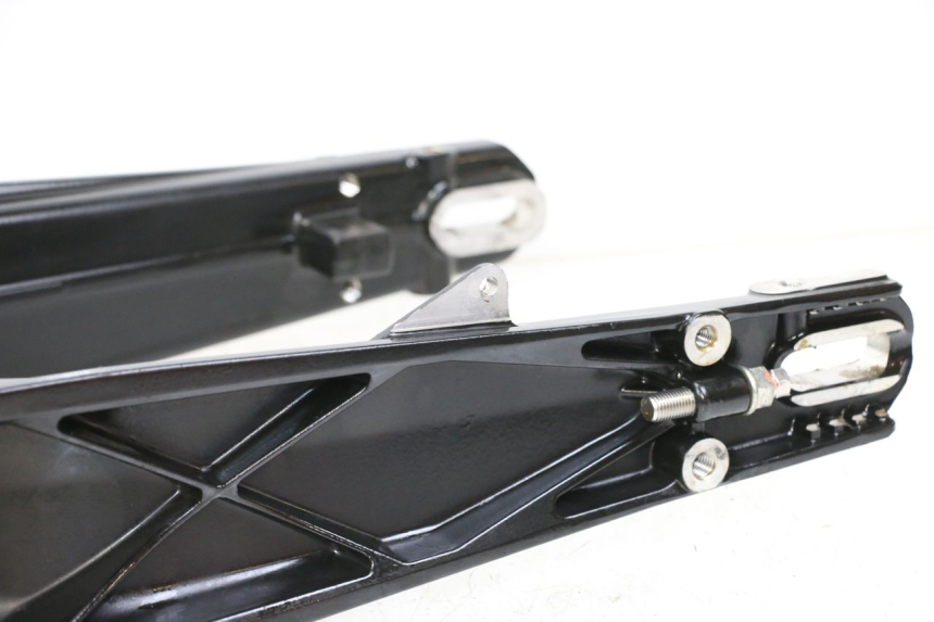 photo de wahacz tylnego zawieszenia HUSQVARNA SVARTPILEN 401 (2018 - 2023) - Oznaczenia i referencje