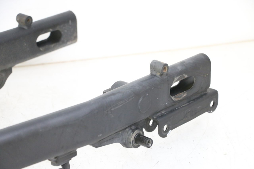 photo de wahacz tylni KEEWAY K-LIGHT KLIGHT 125 (2018 - 2025) - Stan powierzchni