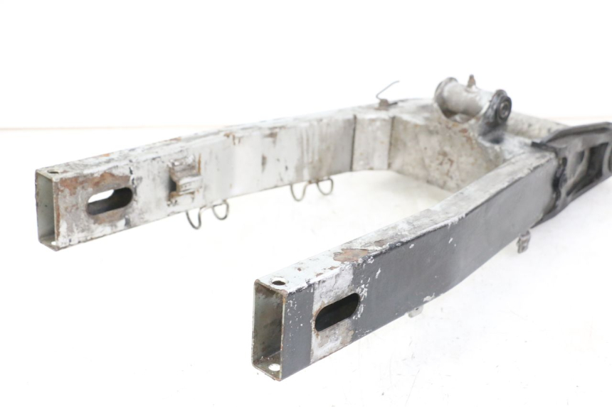 photo de wahacz KAWASAKI ZR7 ZR-7 S 750 (1999 - 2004) - Zbliżenie techniczne