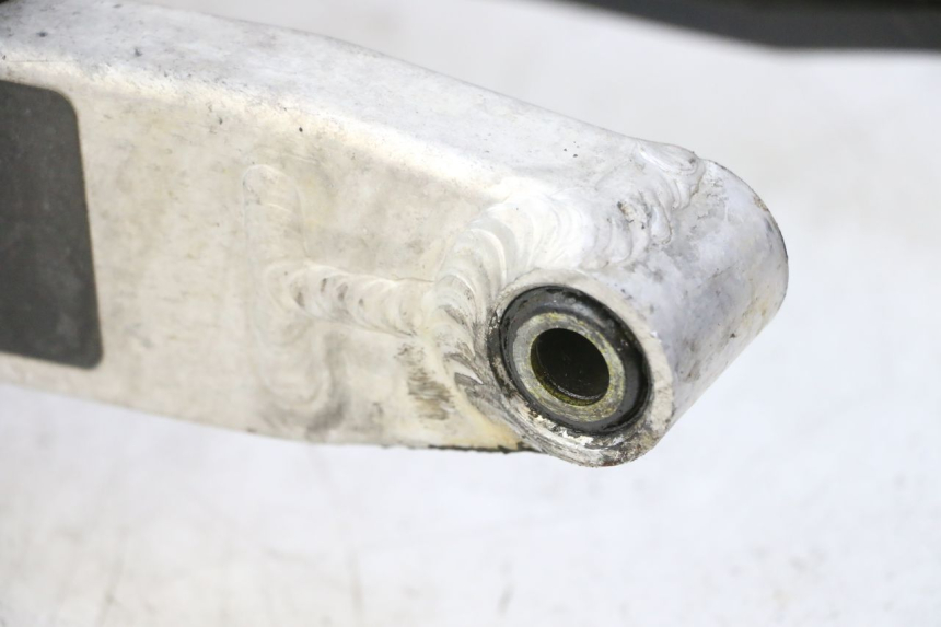 photo de wahacz tylnego zawieszenia KAWASAKI KX 85 (2014 - 2021) - Widok z bliska