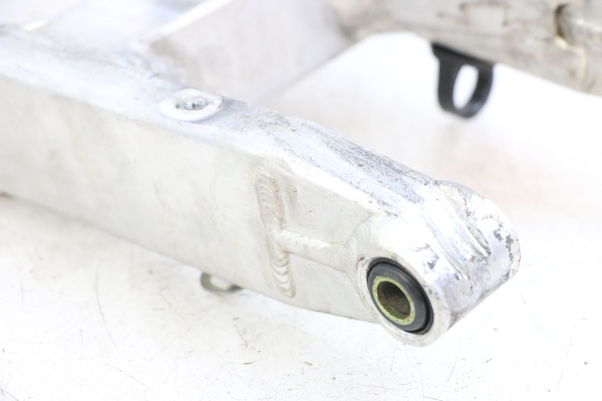 photo de wahacz tylnego zawieszenia KAWASAKI KX L 85 (2022 - 2024) - Zbliżenie techniczne