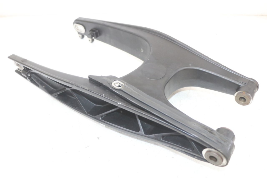 photo de wahacz tylni MASAI SCRAMBLER SPORT 125 (2021 - 2025) - Stan powierzchni