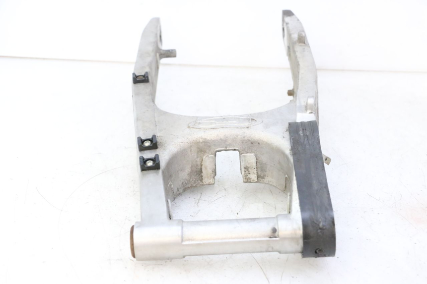 photo de Wahacz tylnego zawieszenia RIEJU MRT 50 (2018 - 2021) - Kontrola wizualna