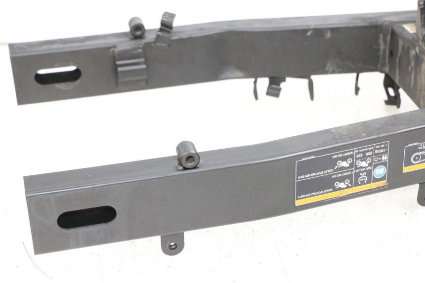 photo de Wahacz tylnego zawieszenia KAWASAKI NINJA 400 (2018 - 2023) - Oznaczenia i referencje