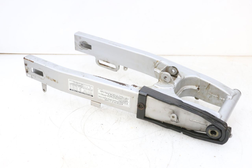 photo de Wahacz tylnego zawieszenia HONDA NSR R 125 (1994 - 2003) - Zbliżenie komponentów