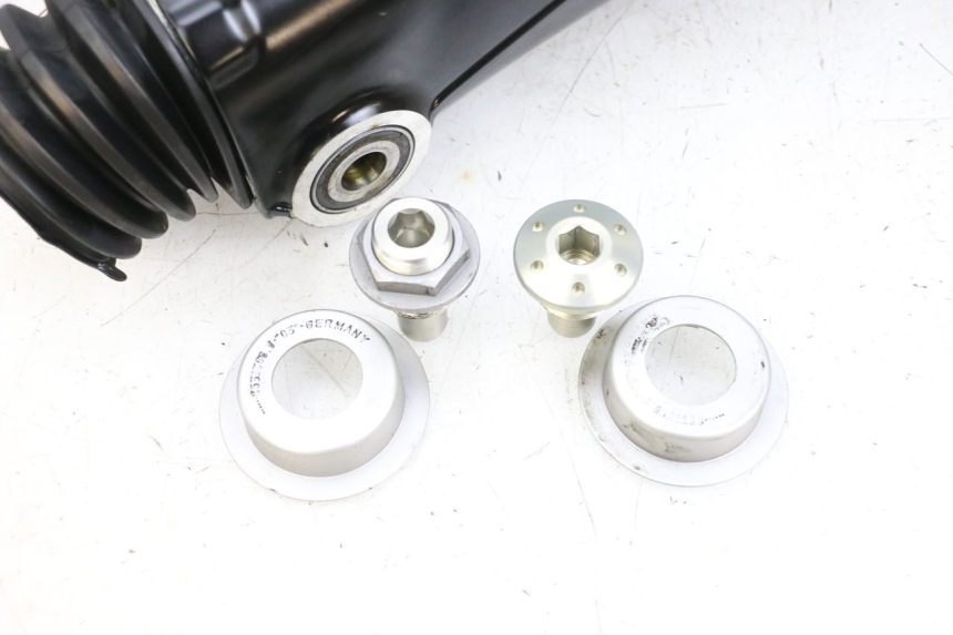 photo de Wahacz tylnego zawieszenia BMW R GS 1250 (2021 - 2024) - Szczegóły charakterystyczne