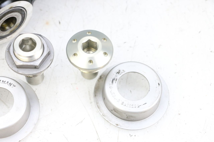 photo de Wahacz tylnego zawieszenia BMW R GS 1250 (2021 - 2024) - Zbliżenie komponentów