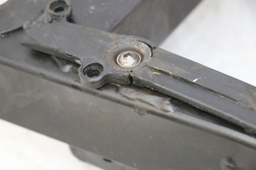 photo de wahacz tylnego zawieszenia MAG POWER R-STREET 50 (2016 - 2025) - Widok ogólny