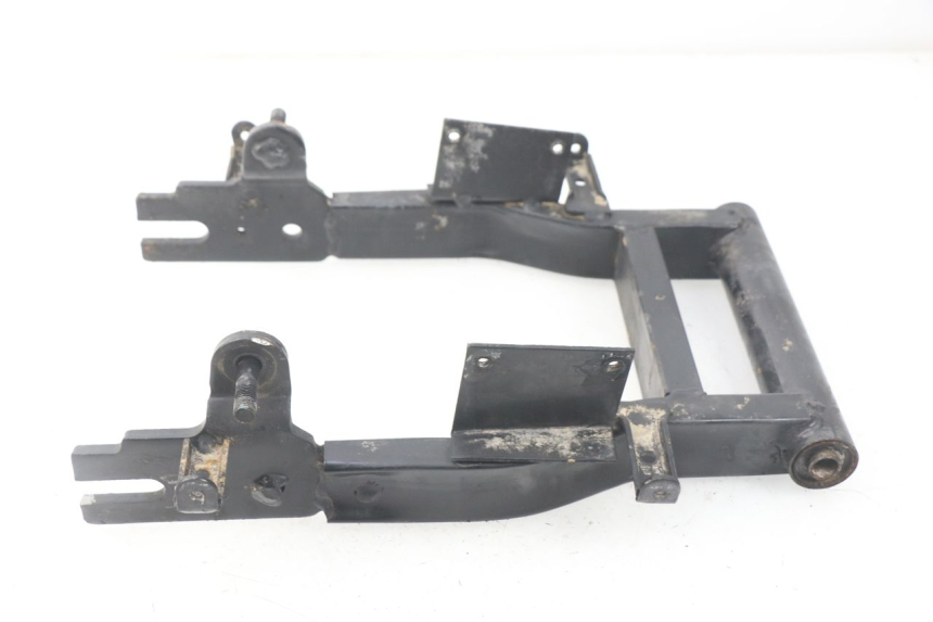 photo de wahacz tylni RED ELECTRIC RED E PRO 1 (2017 - 2019) - Inny kąt widzenia