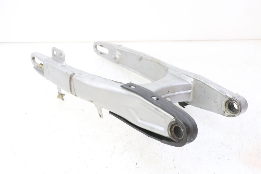 photo de wahacz tylnego zawieszenia APOLLO RFZ 150 - Zoom stanu zużycia