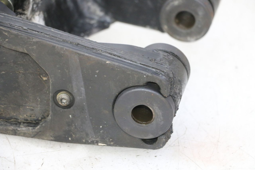 photo de wahacz TRIUMPH SPRINT 900 (1995 - 1998) - Struktura - zbliżenie