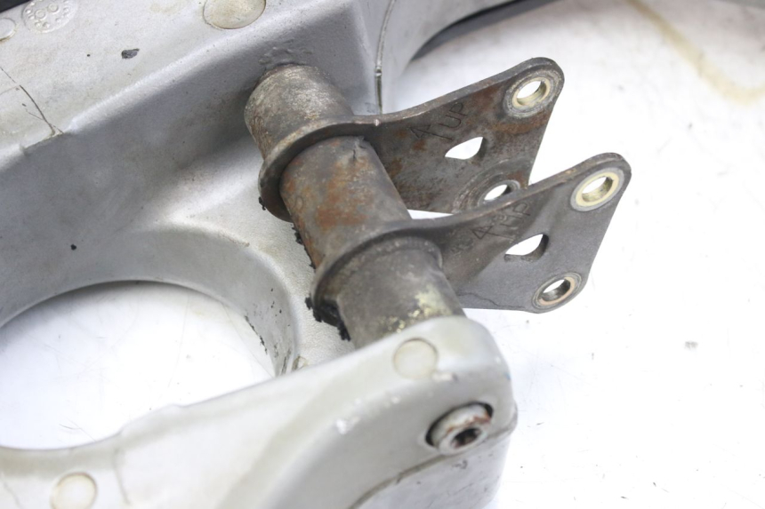 photo de wahacz tylni TRIUMPH SPRINT ST 955 (1999 - 2001) - Szczegół części