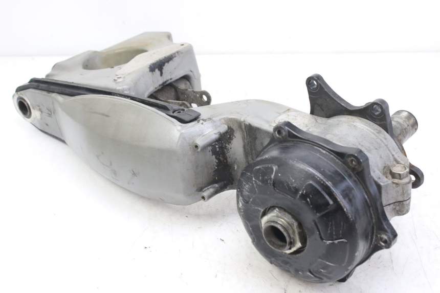 photo de wahacz tylni TRIUMPH SPRINT ST 955 (1999 - 2001) - Szczegóły charakterystyczne