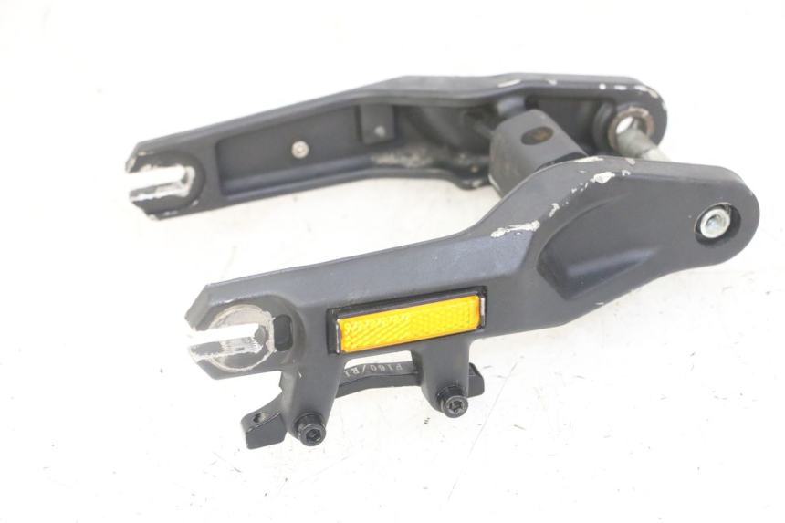 photo de wahacz tylnego zawieszenia NAMI STELLAR 1 - Zbliżenie techniczne