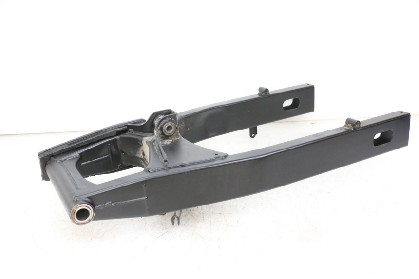 photo de Wahacz tylnego zawieszenia SUZUKI GSR 750 (2011 - 2017) - Stan powierzchni