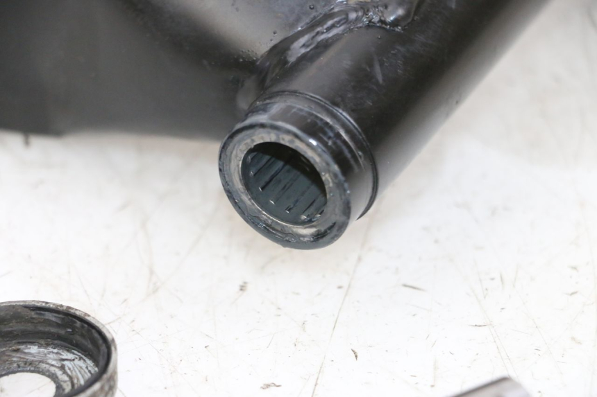 photo de Wahacz tylnego zawieszenia YAMAHA TZR 50 (2008 - 2016) - Zoom stanu zużycia