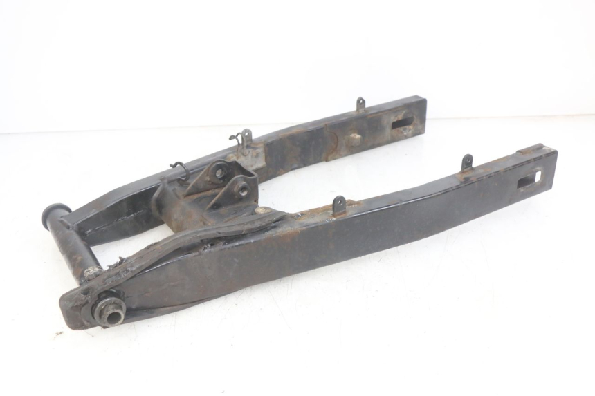 photo de wahacz tylnego zawieszenia DAELIM VJ ROADWIN FI 125 (2008 - 2017) - Zbliżenie techniczne