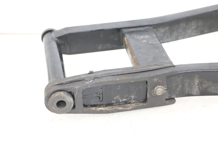 photo de wahacz tylni SUZUKI VL INTRUDER 125 (2004 - 2007) - Część sprawdzona