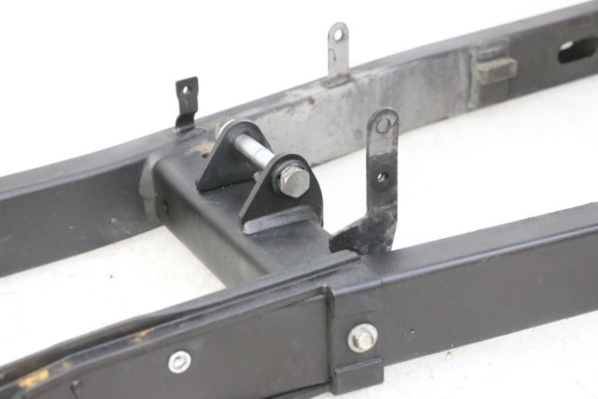 photo de Wahacz tylnego zawieszenia YAMAHA XJ6 ABS 600 (2008 - 2016) - Szczegóły charakterystyczne