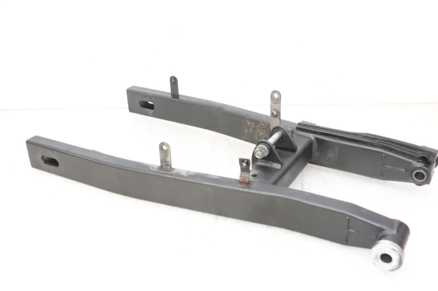 photo de Wahacz tylnego zawieszenia YAMAHA XJ6 ABS 600 (2008 - 2016) - Oznaczenia i referencje