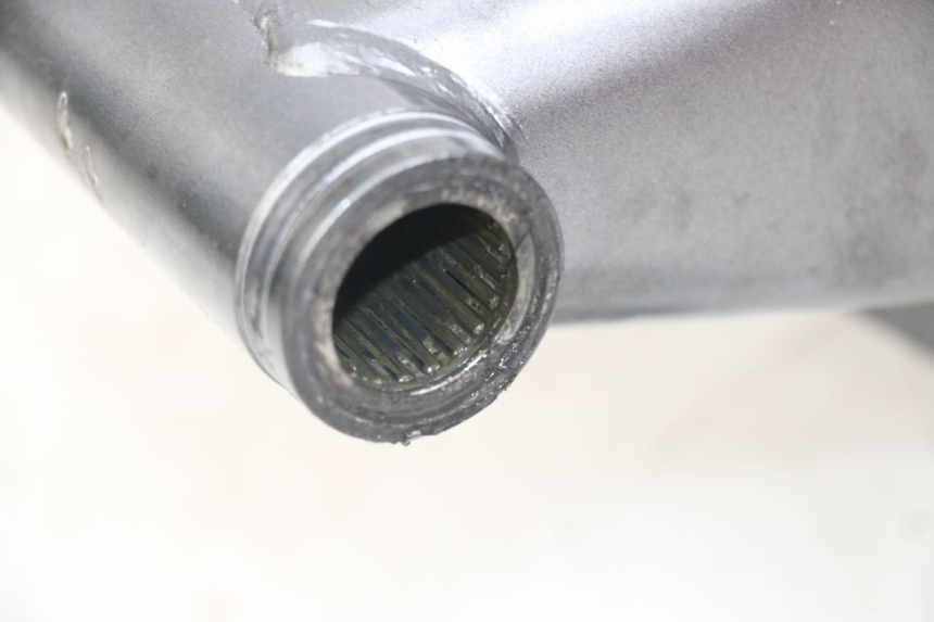 photo de wahacz tylnego zawieszenia YAMAHA XJS DIVERSION 600 (1997 - 1999) - Zoom stanu zużycia