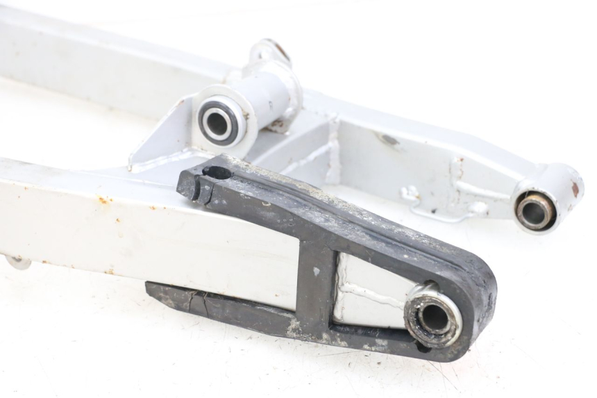 photo de wahacz tylni HYOSUNG XRX 125 (2000 - 2008) - Kontrola wizualna