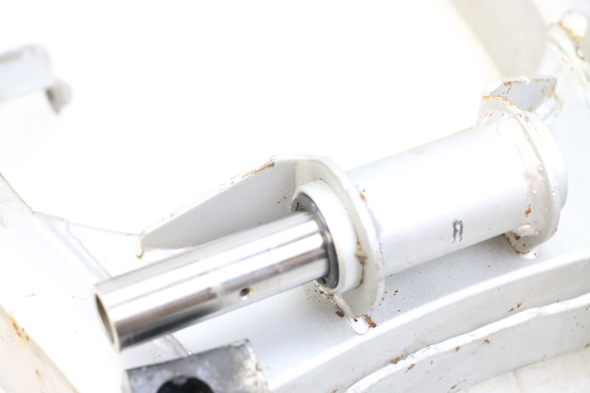 photo de wahacz tylni HYOSUNG XRX 125 (2000 - 2008) - Zoom stanu zużycia