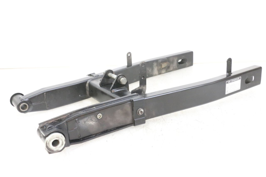 photo de Wahacz tylnego zawieszenia YAMAHA XJ6 ABS 600 (2008 - 2016) - Widok główny