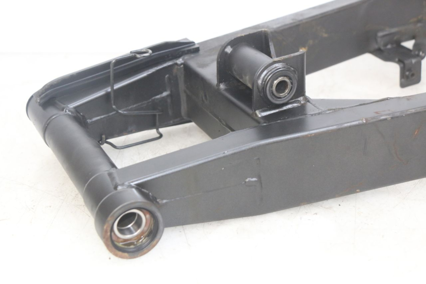 photo de Wahacz tylnego zawieszenia KAWASAKI Z 750 (2007 - 2013) - Zbliżenie komponentów