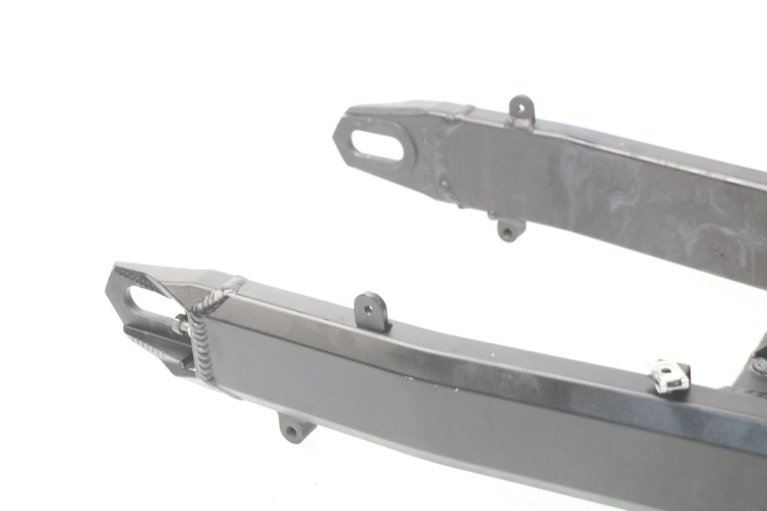 photo de wahacz tylnego zawieszenia KAWASAKI Z Z900 900 (2017 - 2019) - Zbliżenie techniczne