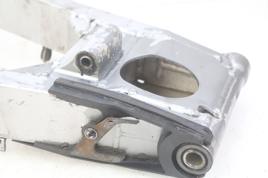 photo de wahacz tylnego zawieszenia KAWASAKI ZX-6R ZX6R 600 (1995 - 1997) - Zoom stanu zużycia