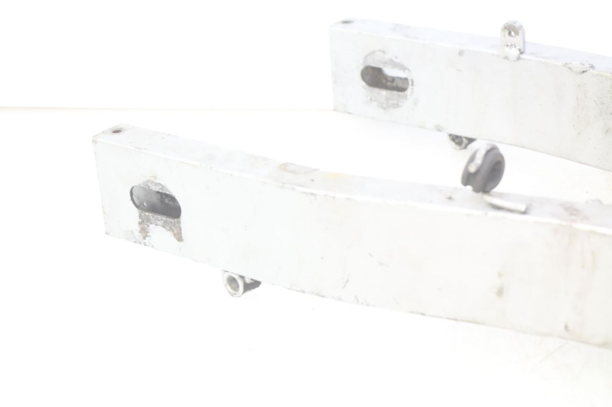 photo de wahacz tylnego zawieszenia KAWASAKI ZX-6R ZX6R 600 (1995 - 1997) - Inny kąt widzenia