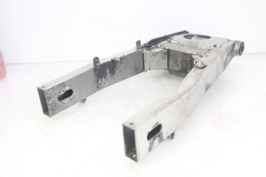 photo de wahacz tylnego zawieszenia KAWASAKI ZX-6R ZX6R 600 (1995 - 1997) - Zoom stanu zużycia