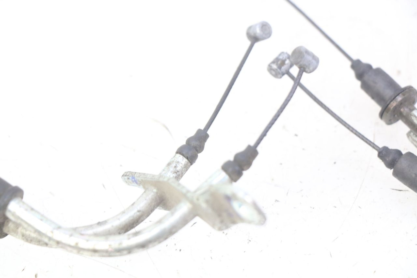 photo de LINKA GAZU YAMAHA CYGNUS X INJECTION 125 (2007 - 2013) - Zbliżenie techniczne