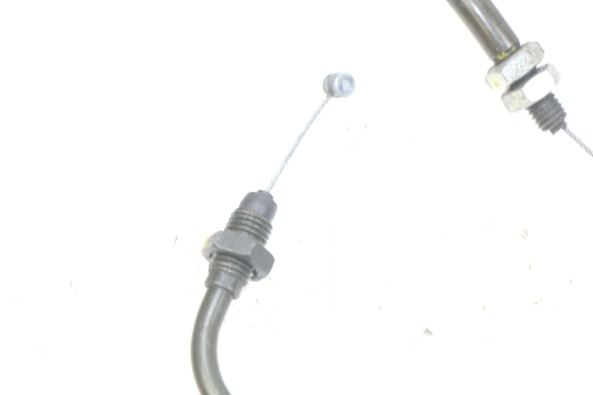 photo de LINKA GAZU PIAGGIO FLY 4T 50 (2013 - 2017) - Zoom stanu zużycia