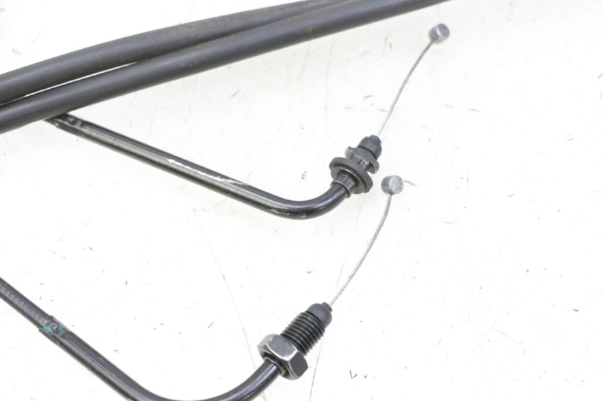 photo de LINKA GAZU PIAGGIO MP3 HPE 310 (2024 - 2025) - Zbliżenie techniczne