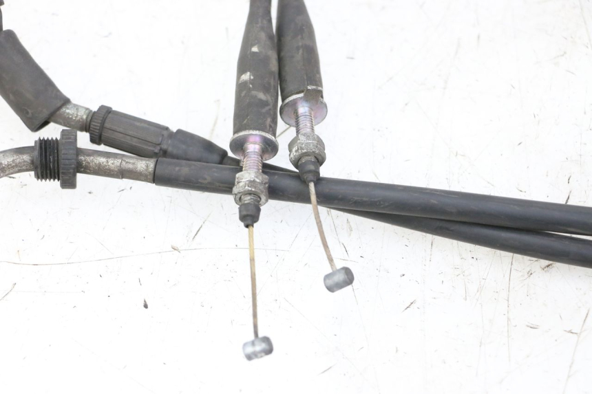 photo de LINKA GAZU SUZUKI BURGMAN 125 (2015 - 2017) - Inny kąt widzenia