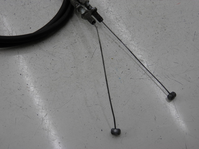 photo de LINKA GAZU YAMAHA TDM 900 (2004 - 2006) - Zoom stanu zużycia