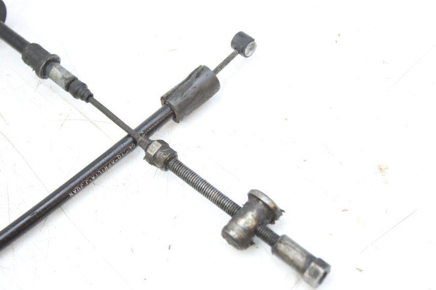 photo de LINKA HAMULCA TYLNEGO APRILIA SCARABEO 100 (2003 - 2012) - Zbliżenie techniczne