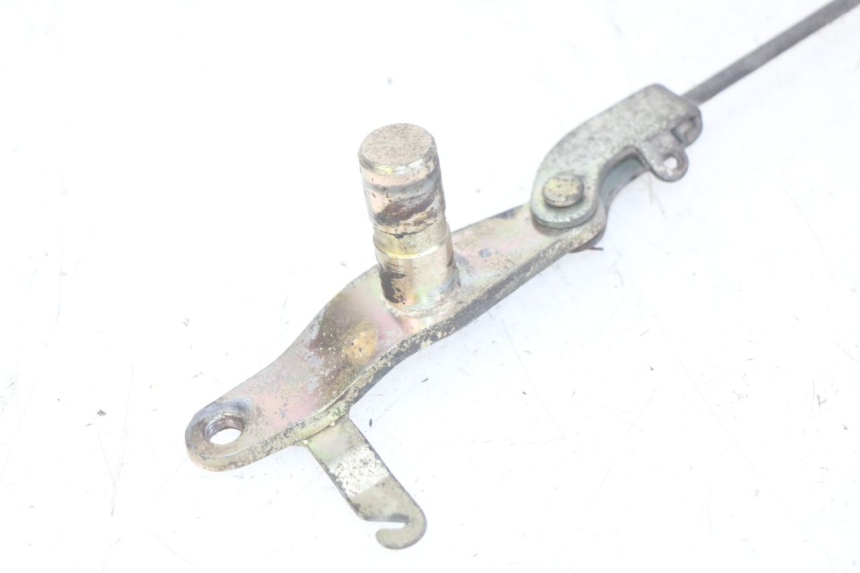 photo de LINKA HAMULCA TYLNEGO DAELIM VL DAYSTAR 125 (2000 - 2011) - Zbliżenie techniczne