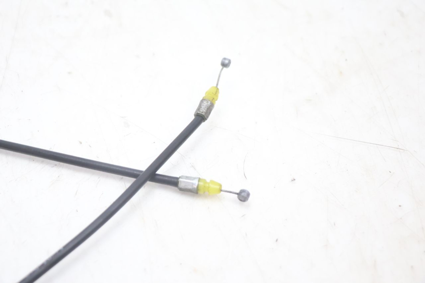 photo de KABEL OTWIERANIA SIEDZENIA HONDA FJS SILVER WING SILVERWING 400 (2005 - 2008) - Zbliżenie techniczne