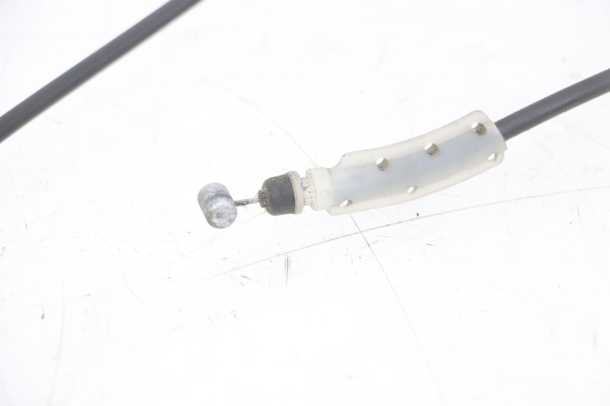 photo de LINKA OTWIERANIA SIEDZENIA HONDA FORZA ABS 300 (2013 - 2017) - Zbliżenie techniczne