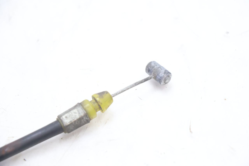 photo de KABEL OTWIERANIA SIEDZENIA SUZUKI GSF N BANDIT 1200 (2001 - 2005) - Zoom stanu zużycia