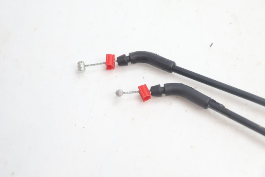 photo de KABEL OTWIERANIA SIEDZENIA PIAGGIO MP3 HPE 530 (2022 - 2026) - Zoom stanu zużycia