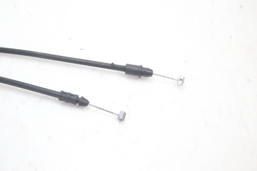 photo de KABEL OTWIERANIA SIEDZENIA PIAGGIO MP3 HPE 530 (2022 - 2026) - Widok ogólny
