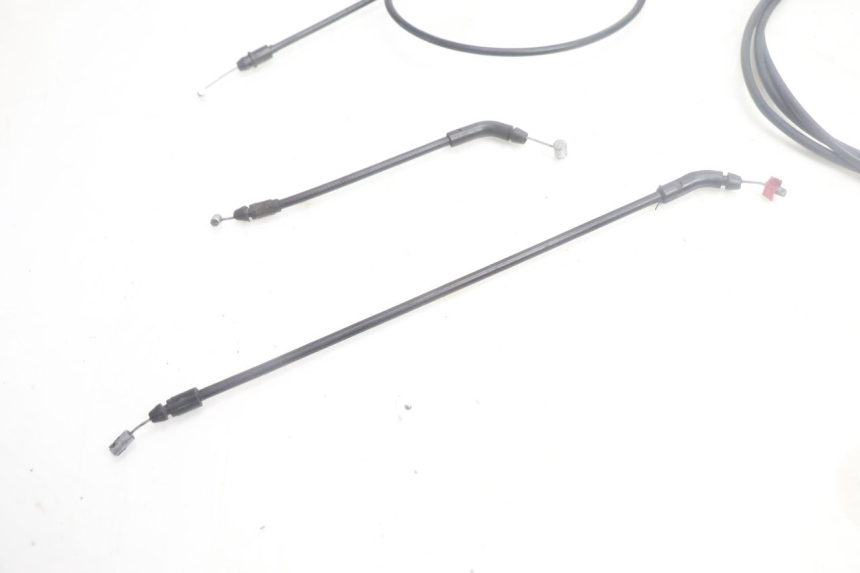 photo de KABEL OTWIERANIA SIEDZENIA PIAGGIO MP3 500 (2016 - 2018) - Zoom stanu zużycia